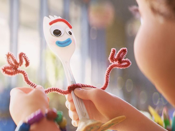 Berpotensi Bahayakan Anak-Anak, Disney Tarik Mainan Forky 'Toy Story 4'