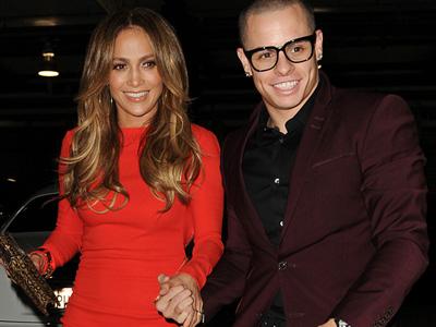 Dua Tahun Pacaran, J-Lo Putus dengan Casper Smart?