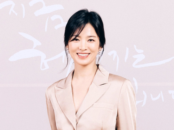 Song Hye Kyo Kembali Donasi 10 Ribu Buku di Hari Hangeul