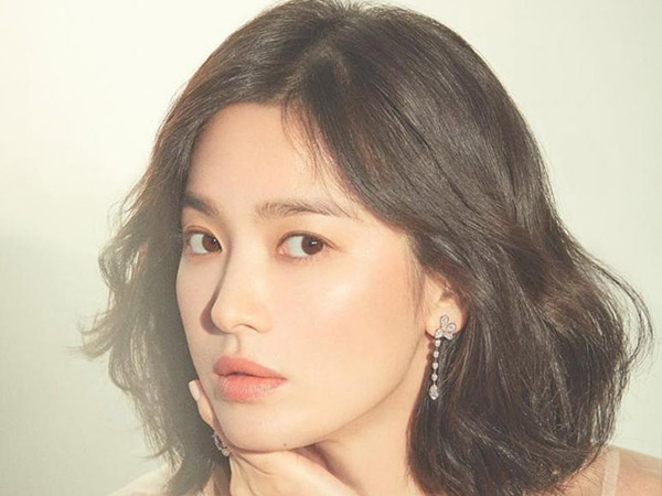 Rayakan Hangul Day, Song Hye Kyo Kembali Donasikan 10 Ribu Buku