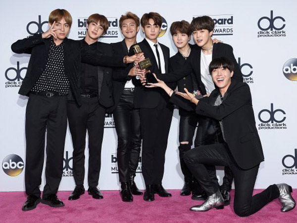 Selamat, BTS Raih Penghargaan di 'Billboard Music Awards 2017'!