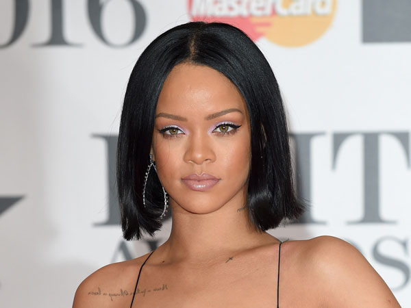 Tampil di MTV Video Music Awards, Rihanna akan Menerima ‘Video Vanguard Awards 2016’