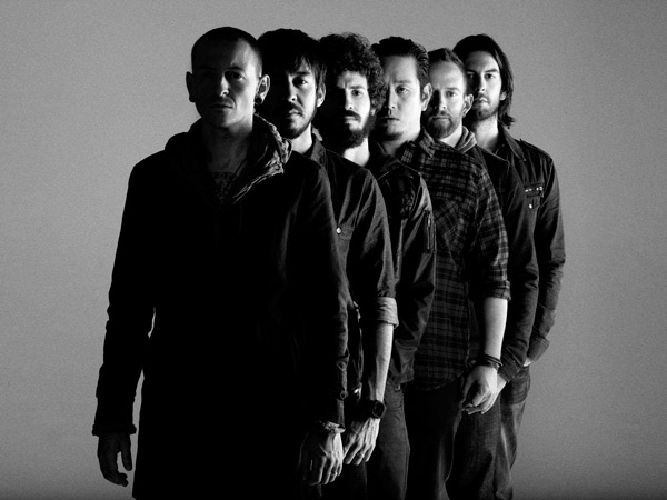 Penjualan Album dan Lagu Linkin Park Melonjak Setelah Chester Tutup Usia