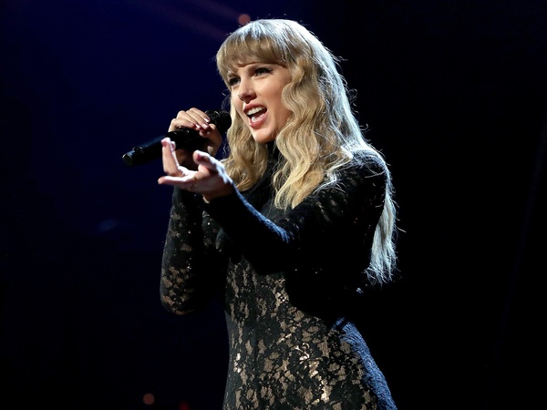 Taylor Swift Tanggapi Gugatan Hak Cipta 'Shake It Off'