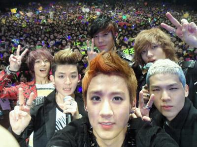 Konser Teen Top di Eropa Lebih Heboh dari Konser Heavy Metal?