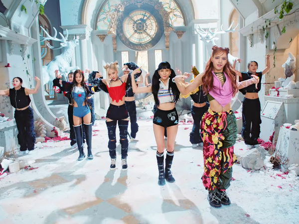 BLACKPINK Gabungkan Unsur Tradisional dan Hip Hop di 'Pink Venom'