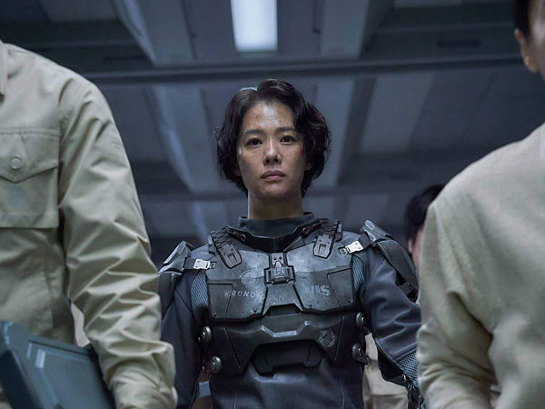 Review JUNG_E: Film Sci-fi Korea Tentang Masa Depan Dibalut Isu Keluarga