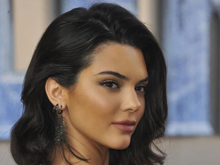 Pembelaan Kendall Jenner Setelah Buat Tersinggung Para Sesama Rekan Model