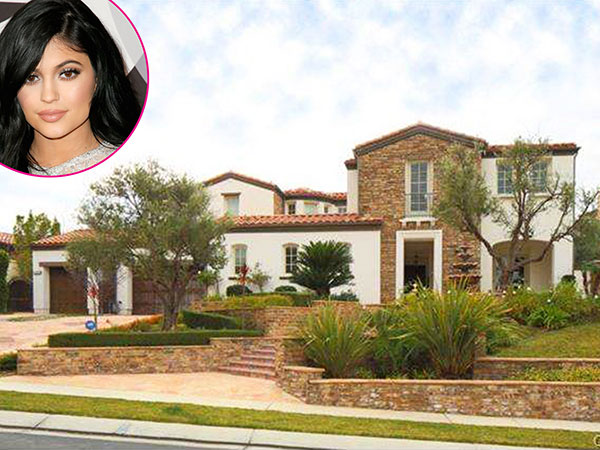Keluar dari Rumah Orang Tua, Kylie Jenner Beli Mansion Seharga 34 Miliar Rupiah