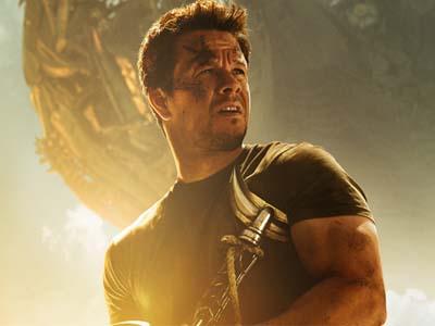 Keluarga Mark Wahlberg Terancam Bahaya di 'Transformers Age of Extinction'!