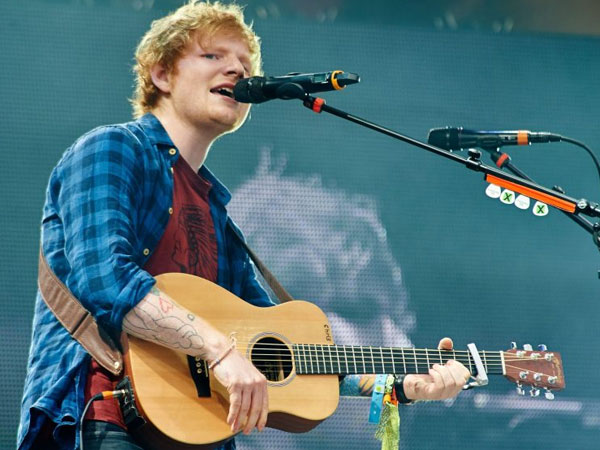 Dikonfirmasi Mampir ke Indonesia, Inilah Harga Tiket Konser Ed Sheeran 'Divide World Tour in Asia'
