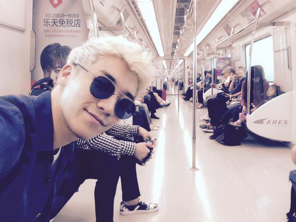 Seungri Satu-satunya Member Big Bang yang Kurang Dikenali Saat Naik Subway?