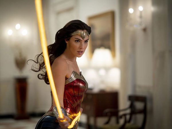 Tampil Lebih Badas, 'Wonder Woman 1984' Justru Lesu di Box Office