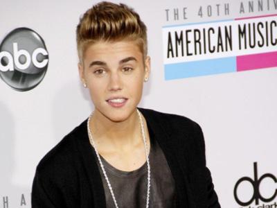 Sering Lakukan Hal Aneh, Justin Bieber Dimarahi Bos Label