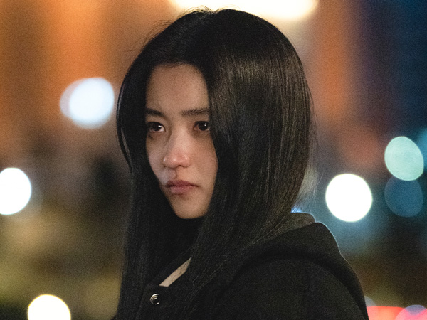 Kim Tae Ri Ungkap Perasaan Bintangi Drama Thriller Pertama