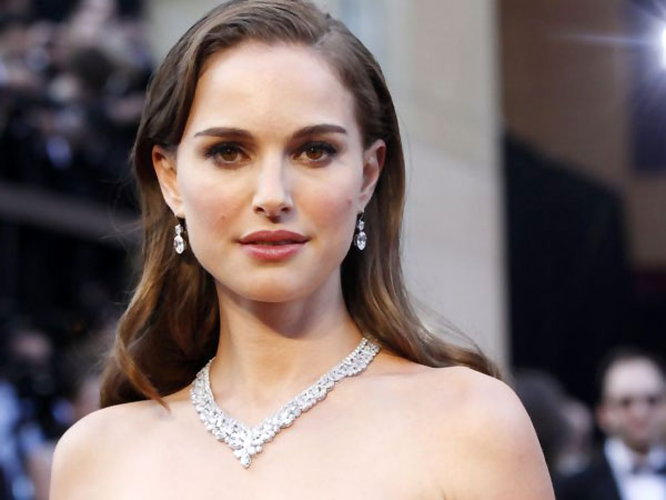 Duh, Karir Natalie Portman Nyaris Hancur Karena Main Dalam 'Star Wars'?