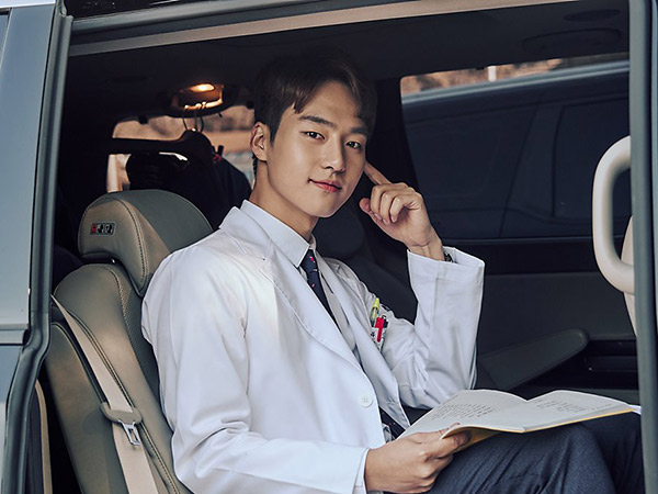 Yang Se Jong Jadi Cameo di Drama SBS Dr. Romantic 2