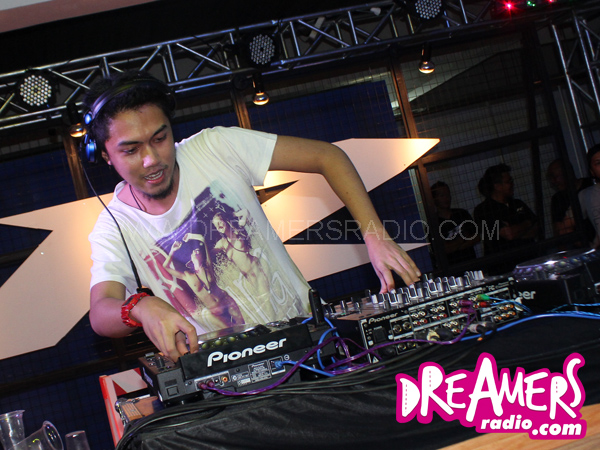 Angger Dimas, DJ Indonesia yang Terbaik di Asia!