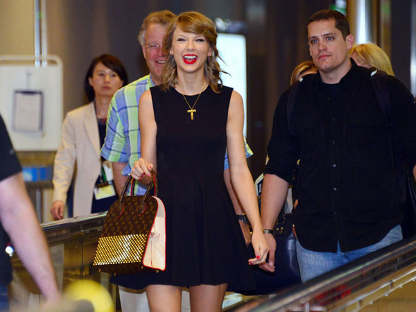 Wah, Taylor Swift Buat Jadwal Penerbangan di Jepang Sempat Tertunda!