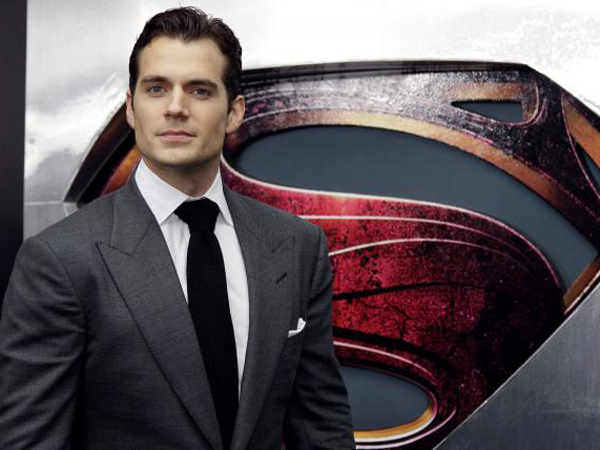 Wow, Superman Akan Hadir Di Sekuel ‘Fifty Shades Of Grey’?