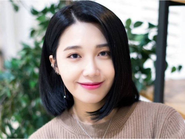 Eunji Apink Dikritik Usai Beri Semangat Untuk Pelajar yang Ikut Tes Masuk Perguruan Tinggi