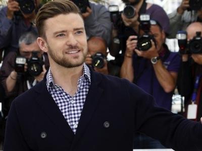 So Sweet! Justin Timberlake Bantu Fans Lamar Sang Kekasih Saat Konser
