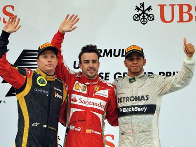 Alonso Pecundangi Hamilton dan Raikkonen di China
