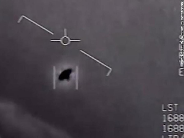 Heboh Video Penampakan UFO, Militer AS Akui Keasliannya!