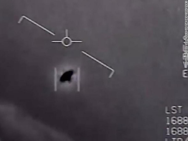 Heboh Video Penampakan UFO, Militer AS Akui Keasliannya!