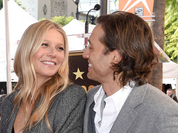 Tinggal Terpisah Selama Setahun Pernikahan, Gwyneth Paltrow Siap Pindah Serumah dengan Brad Falchuk