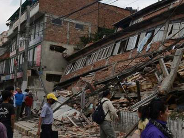 Kathmandu Hancur, Korban Tewas Capai 2.300