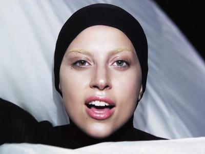 Wah, Lady Gaga Kacaukan Chart Billboard!