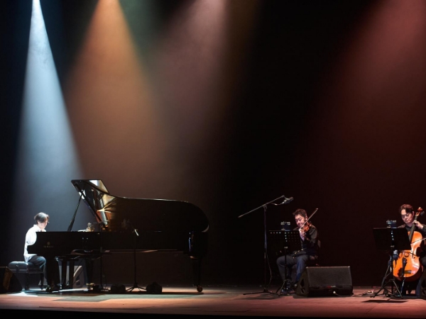 YIRUMA Bawakan 'Mantan Terindah' di Konser Jakarta, Penonton Berikan Standing Ovation