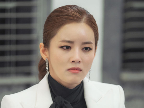 Lee Ga Ryeong Alami Alergi Akibat Riasan Mata Drama Love ft (Marriage and Divorce)