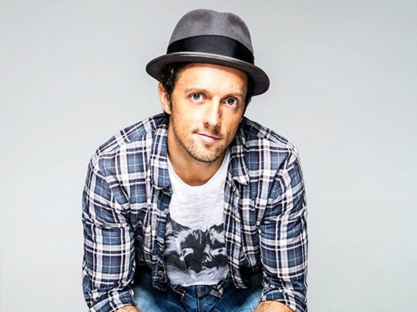 Diam-diam Jason Mraz Telah Menikah?