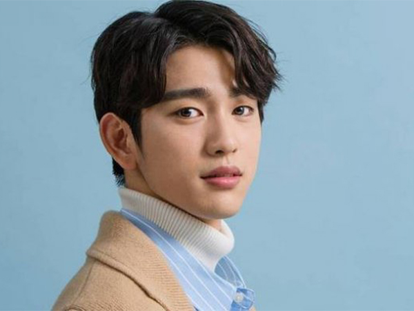 Jinyoung GOT7 Ungkap Alasan Menarik Ikut Berperan di Drama 'When My Love Blooms'