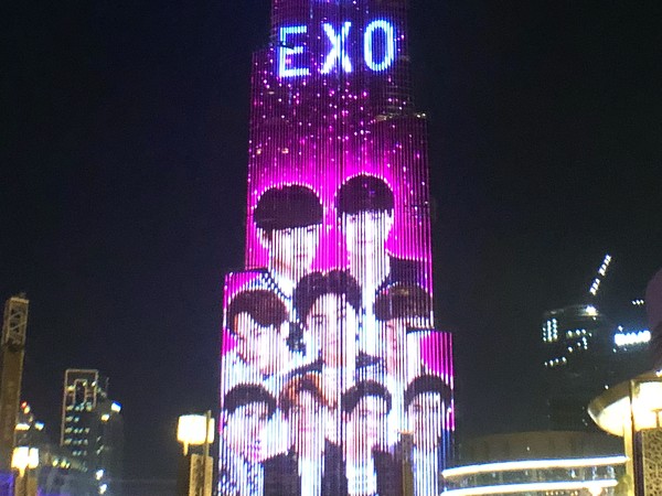 Catatkan Sejarah Lagi, Intip Indah nan Megahnya Pertunjukkan LED Spesial #EXO di Burj Khalifa Dubai