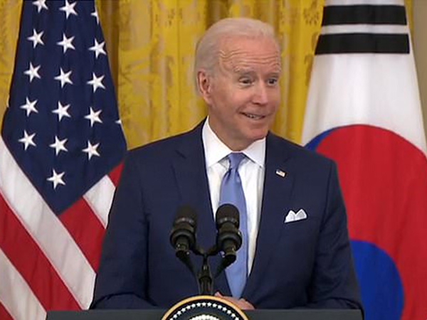 Joe Biden Puji Kpop dan Film Korea di Depan Presiden Moon Jae In