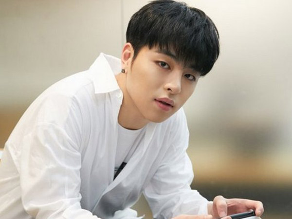 Junhoe iKON Sampaikan Permintaan Maaf Usai Terlibat Kontroversi Postingan Instagram