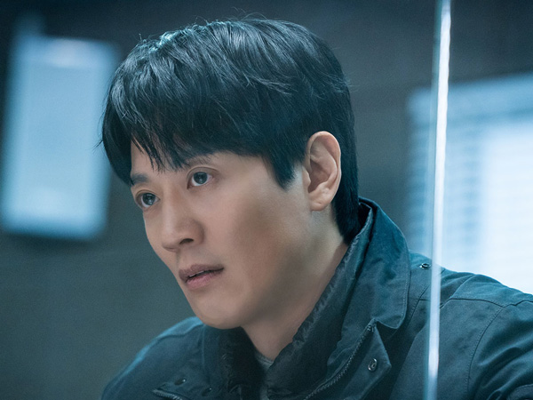 Kim Rae Won Terlibat Dalam Situasi Berbahaya di Drama 'The First Responders 2'