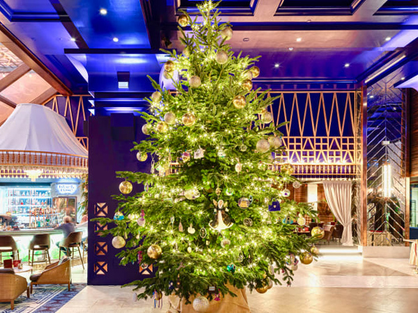 Pohon Natal di Spanyol Jadi yang Termahal di Dunia, Berhasil Geser Rekor Guinness World Record?