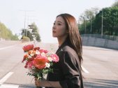 Lee Se Young Perpanjang Kontrak dengan Agensi Selama 11 Tahun
