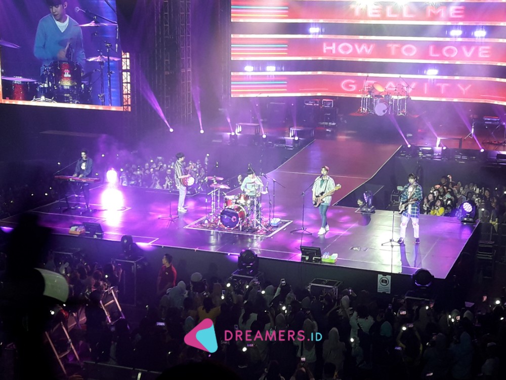 DAY6 Sukses Puaskan Fans dengan Konser 2 Hari Berturut