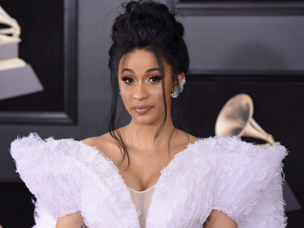 Album Debut Cardi B Mampu Balap Rekor Taylor Swift, Ed Sheeran Dan The Weeknd!