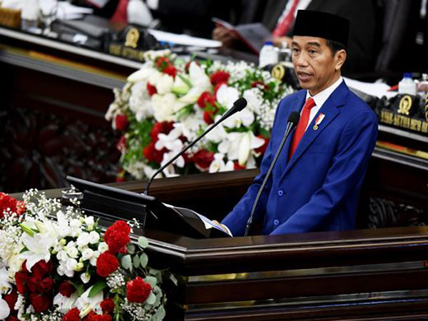 Kerap Disebut 'Tukang Kuli' Jokowi Beberkan Alasan Pemerintah Gencar Bangun Infrastruktur Selama 4 Tahun