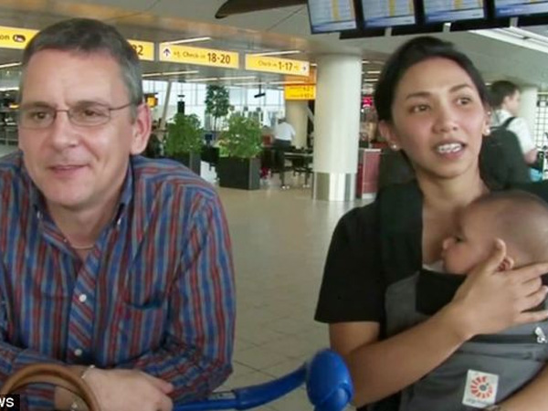 Tak Dapat Kursi di MH17 Buat Suami-Istri dan Anak Balitanya Ini Selamat dari Maut!