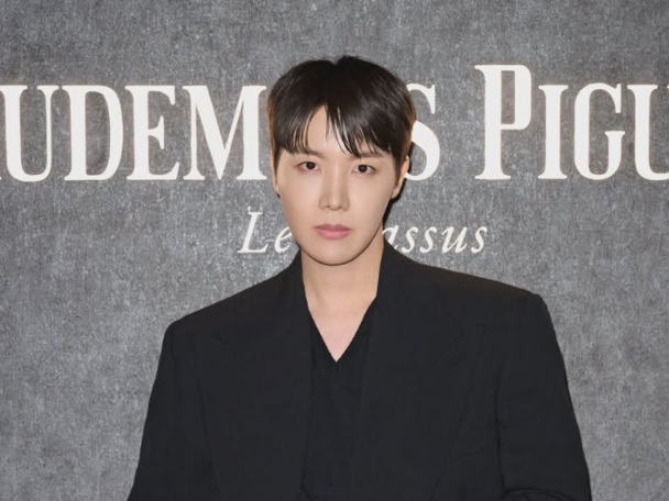 J-Hope BTS Dikonfirmasi Tampil di Variety Show MBC 'I Live Alone'