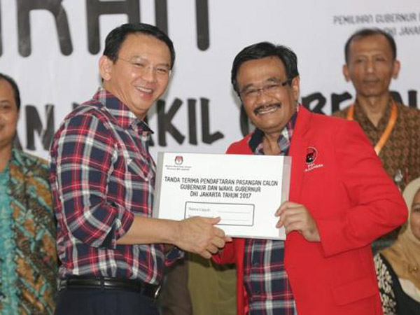 Ahok-Djarot Serahkan Uang 'Patungan' Kampanye 1.7 M ke Kas Negara