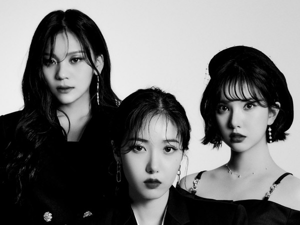 Trio Eunha, SinB, dan Umji Akan Debut dengan Nama VIVIZ