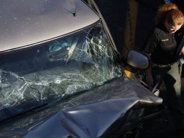 Melaju Dengan Kecepatan Tinggi, Pengendara Mobil Ditembak Dari Helikopter Polisi